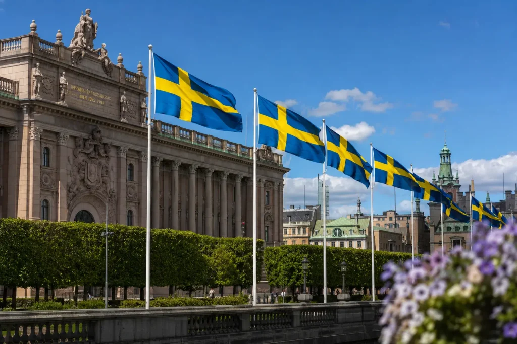 Kungliga namnsdagar och svenska flaggdagar